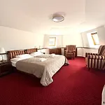 Zámocká Koruna U Hoffera Nitra