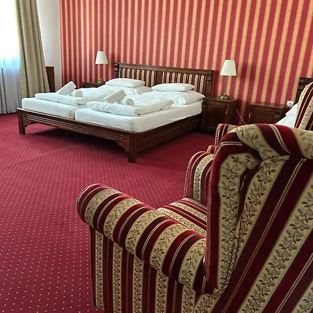 Hotel Zamocka Koruna U Hoffera