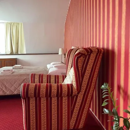 Zamocka Koruna U Hoffera 3* Nitra