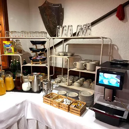 Zámocká Koruna U Hoffera 3* Nitra