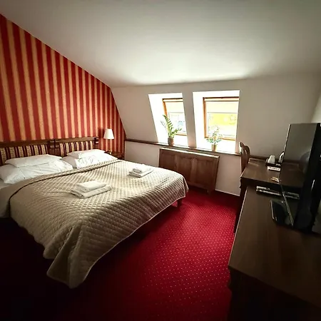 Hotel Zamocka Koruna U Hoffera