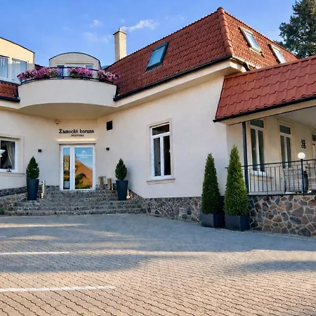 Zamocka Koruna U Hoffera 3*