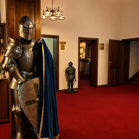 Zámocká Koruna U Hoffera 3* Nitra