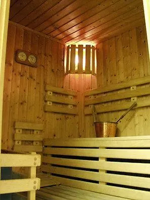 Zamocka Koruna U Hoffera Nitra