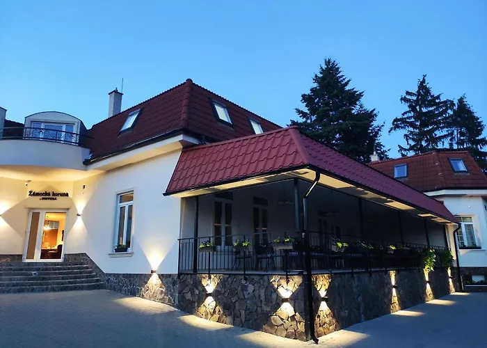 Zamocka Koruna U Hoffera فندق